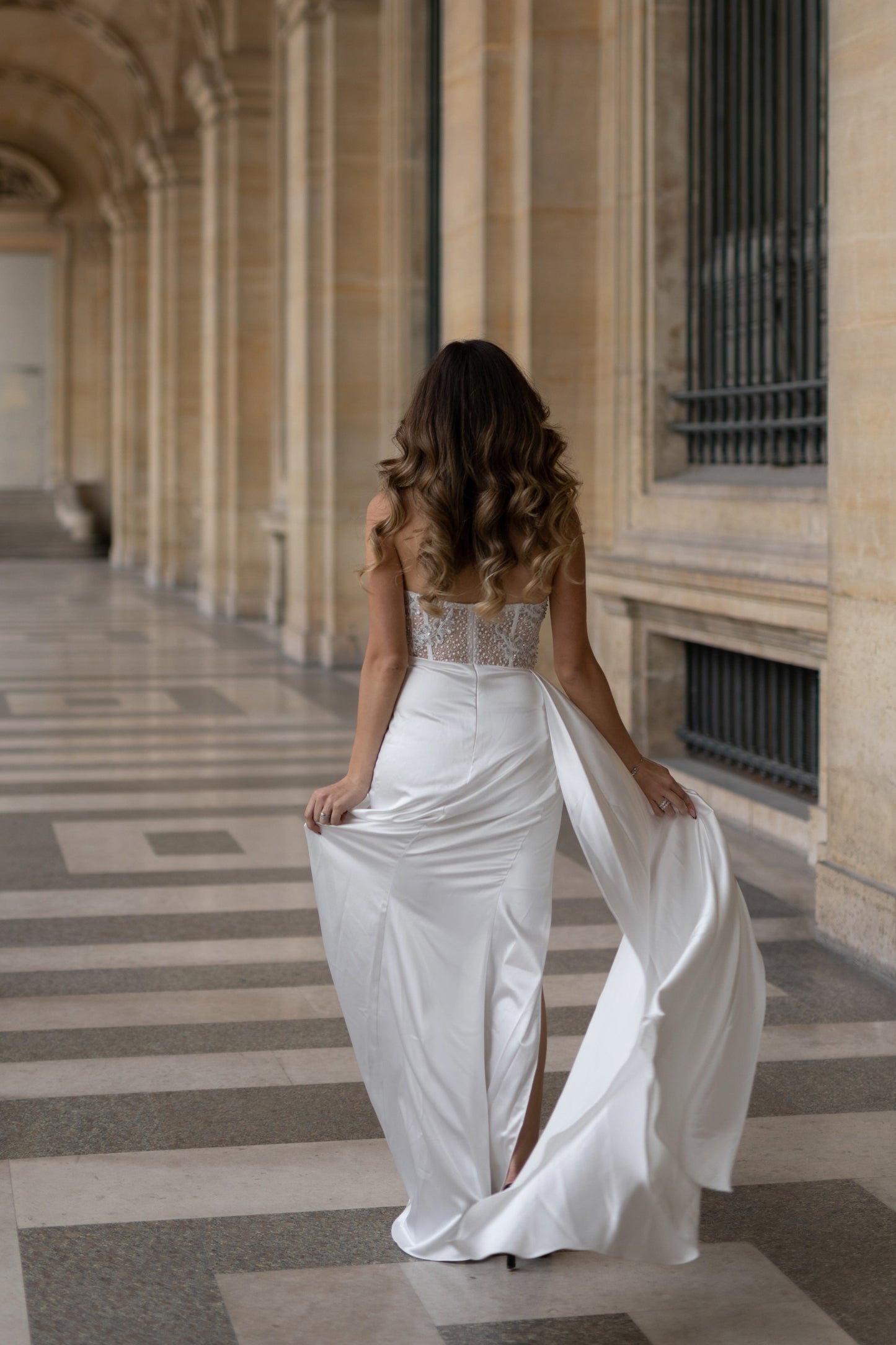 WHITE DRESS